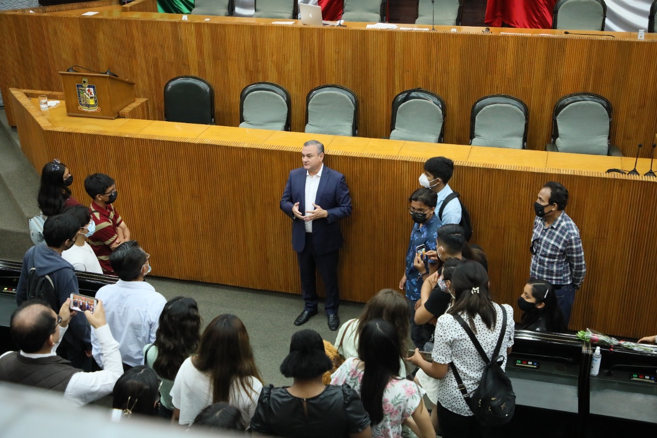 Piden reforzar campañas contra la drogadicción en escuelas El