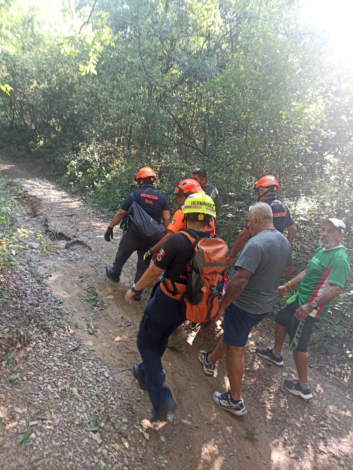 Protección Civil Nuevo León realiza exitoso rescate en el Cerro de la ...