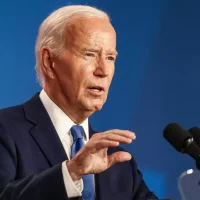 Biden ordena a Fuerzas Armadas de EU derribar los misiles iraníes sobre Israel