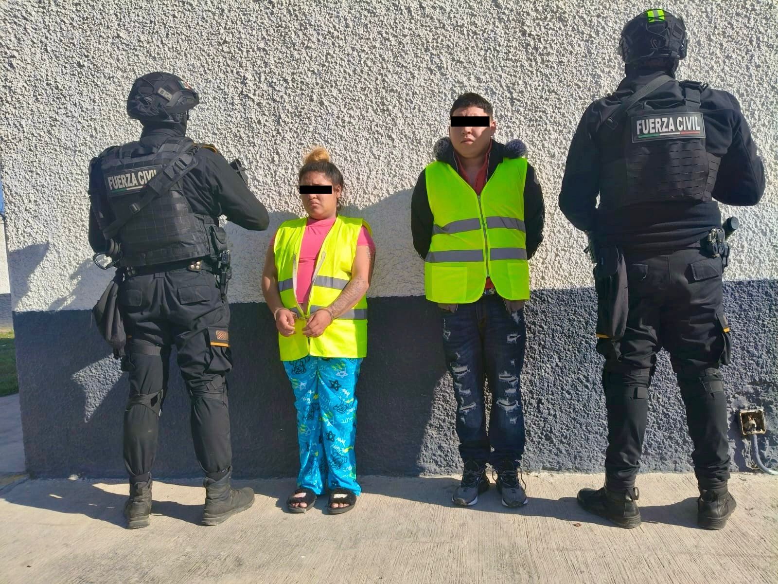Detienen a pareja con armas y droga en Apodaca - El Semanario de Nuevo León
