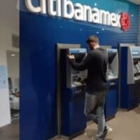 La mayoría de las empresas mexicanas se ubica a menos de 2 km de servicios bancarios